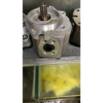 KOMATSU FORKLIFT FD25-11 HYDRAULIC GEAR PUMP 3EB-60-12410