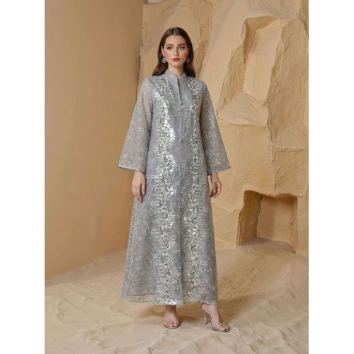 لباس عبای مشبک نقره دوزی شده