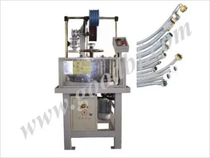 Braiding machine
