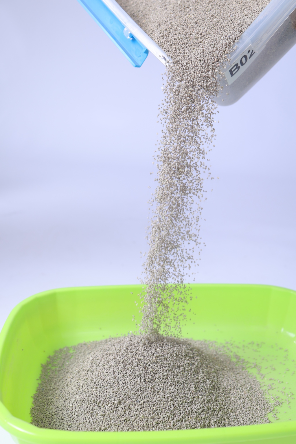 3.0mm Lemon Scented Activated Charcoal Bentonite Cat Litter2