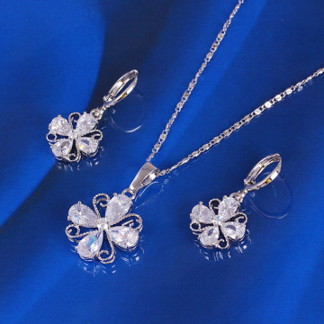 Xuping Lucky Clover Jewelry Set (61179)