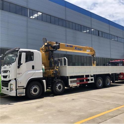 8x4 Japan VC61 460hp truck mounted crane