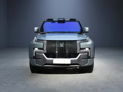 2023 BYD Yangwang U8 EV: Luxury Electric SUV