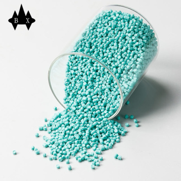 Мятно-зеленые пластиковые гранулы из ПВХ для изоляции кабеля