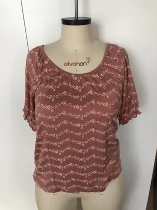 Round neck checked with short sleeves