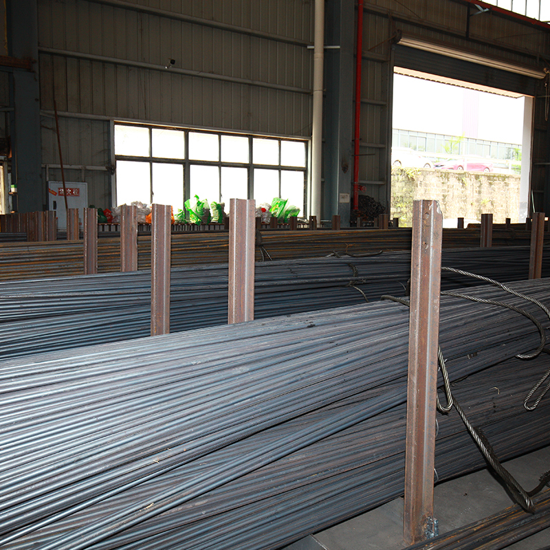 Black Round Steel Bar