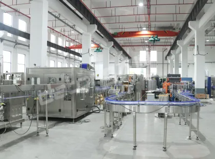 High Tech Carbonated Drinks Water Filling Machine