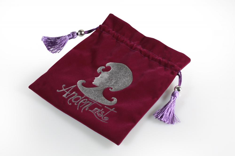  velvet pouch with purple tassel 