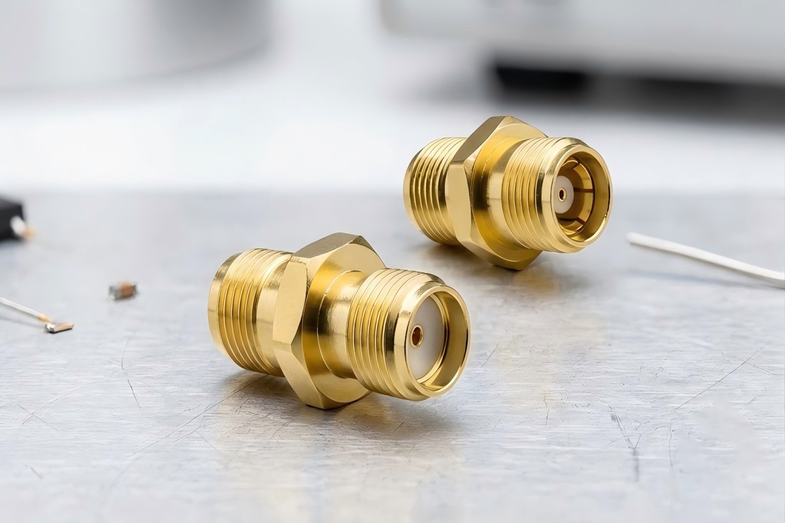 SMB RF connector with gold plated metal body for IoT wireless applications