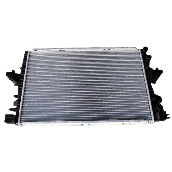 radiator spare parts for TRANSPORTER T5 OEM 7H0121253F/7H0121253K cars radiator