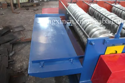1220 Container board Roll Former Machine Botou Hongxin Roll Forming Machinery
