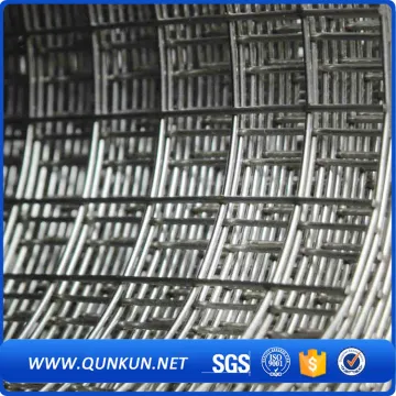 2x2 / 4x4 welded wire mesh fence
