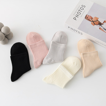 Модныя жаночыя высокія эластычныя шкарпэткі сярэдняй трубкі