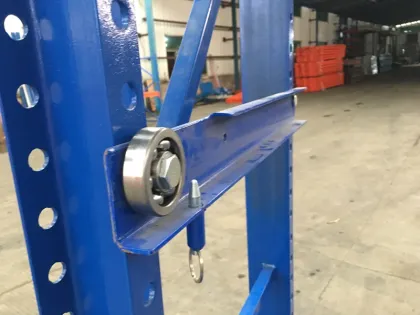 Industry Shelves for Storage of Molds