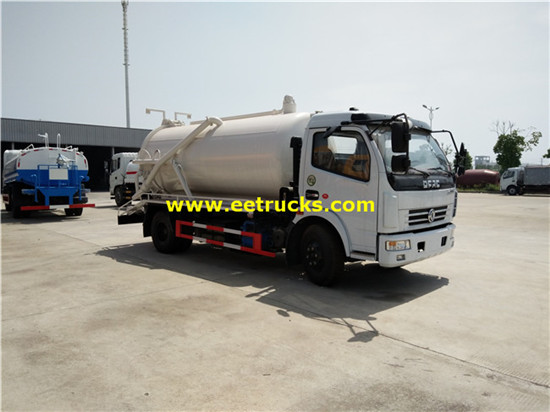 Dongfeng 5000 Liters Feces Vacuum Trucks