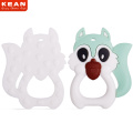 Muestra gratis Cute Squirrel Design BPA Free Silicone Baby Teether Toy