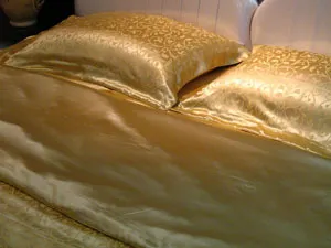 pure silk bedding set