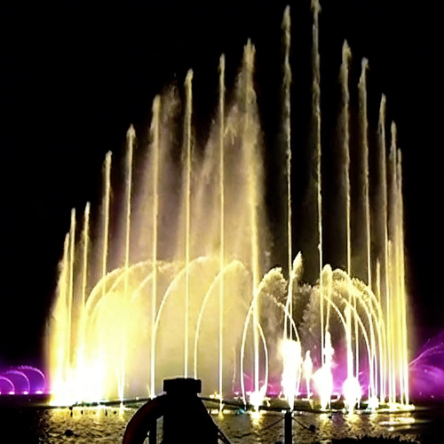 Фонтани мусиқии кӯли шинокунанда Буй