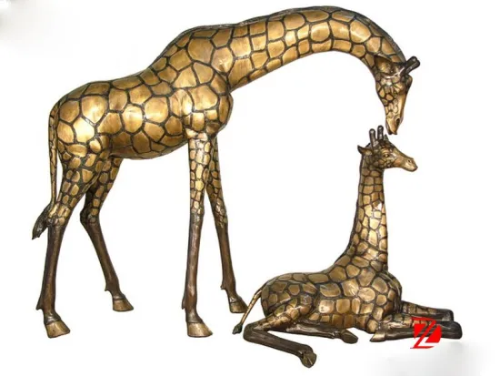 bronze mother and baby deer statues
