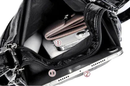 Simple and elegant crossbody shoulder bag