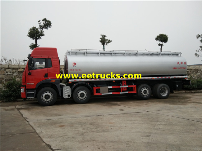 28m3 Petroleum Transportation Trucks