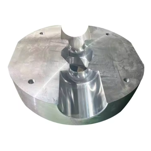 Forgeage, fabrication, fraisage, pièce de machinerie de construction