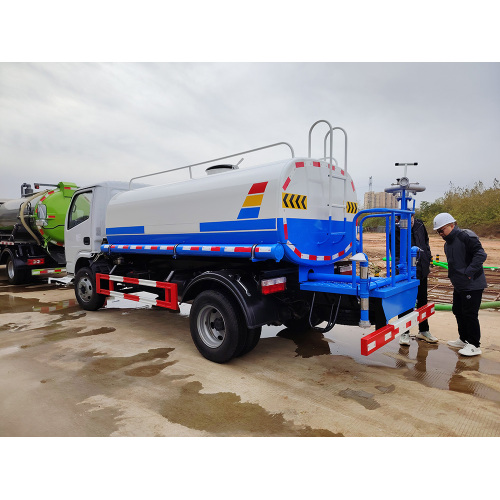 Dongfeng Euro III выбросы 5000L Танкер -резервуар грузовик