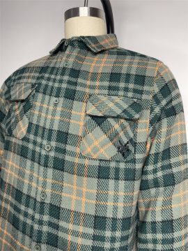 Double Pocket Flip Collar Plaid Shirt
