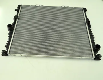 High-Quality Water Tank Radiator for BMW 5 Series G38: Genuine Replacement Part
