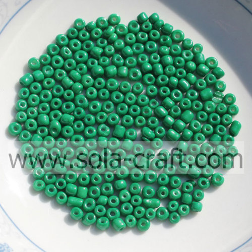 Nouveau style de perles étincelant des perles de rocaille en verre rondes solides avec trou