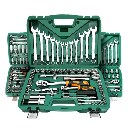 Conjunto De Ferramentas Manual Conjunto De Ferramentas De Chave Inglesa" can be simplified and translated to English as "Manual Tool Set English Key Socket Set". 

A suitable title for a search engine could be:

"English Key Socket Manual Tool Set" 

This