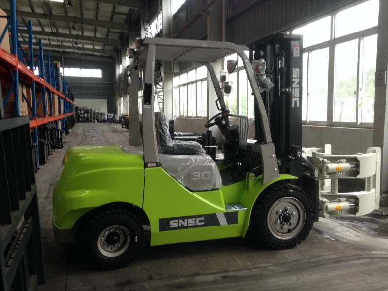 Paper Clamp Forklift