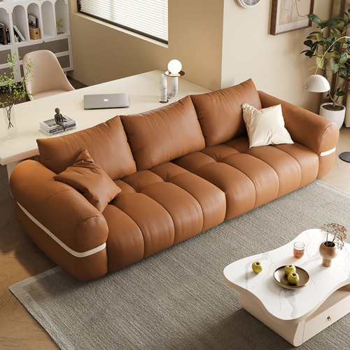 Уютный диван бархатной подушки 3