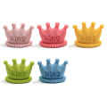 Kawaii Colorful KING Crown Resina Cabochon Decorazione artigianale Ornamento fatto a mano Charms Portachiavi Abbellimento Pendenti Making