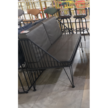 Chaise en fer noir en gros Chaise de salle à manger en métal de luxe