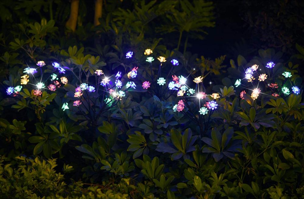 Luces de árbol de paisaje con energía solar más reciente