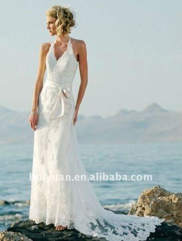 2011 Elegant Halter Lace Beach Wedding Gown