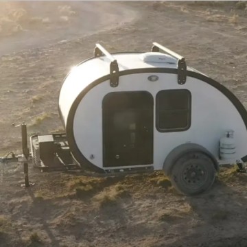 Lightweight furnished auto caravana teardrop camper