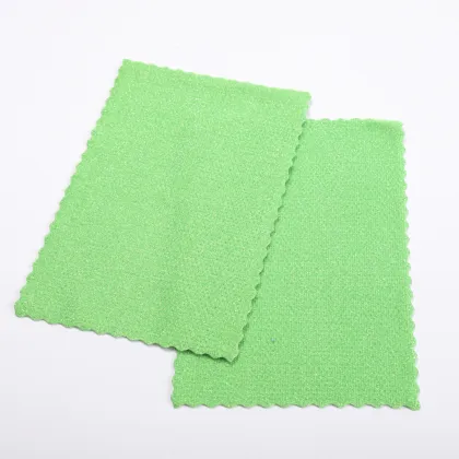 Microfiber kitchen cleaning wipes