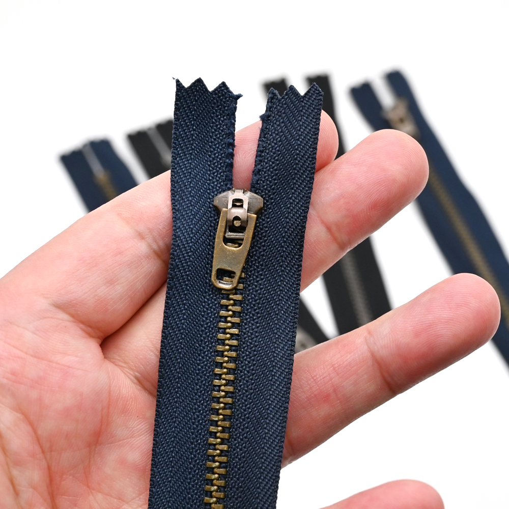 Brass Teeth Close End Zipper for Clothing Brass Teeth Close End Zipper for Clothing
