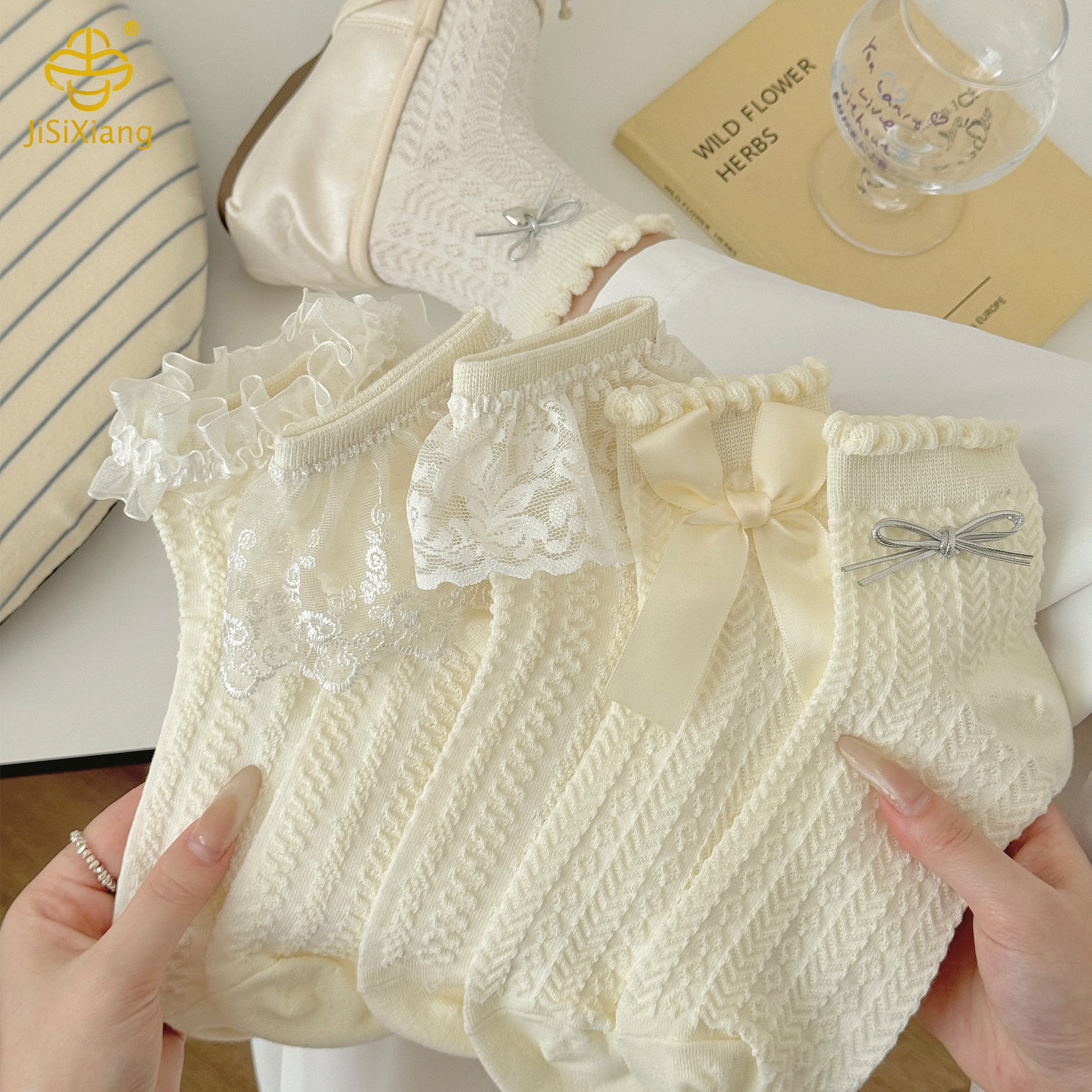 Korean version of Lolita tube socks