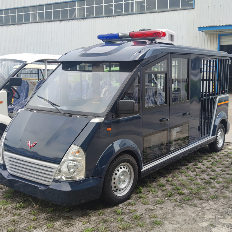 Closed fuel sightseeing car