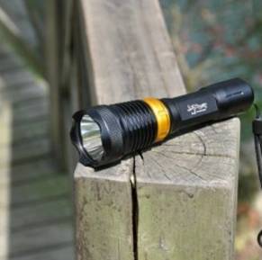 Cree Q5 With 240lm Brightness Waterproof Flashlight 