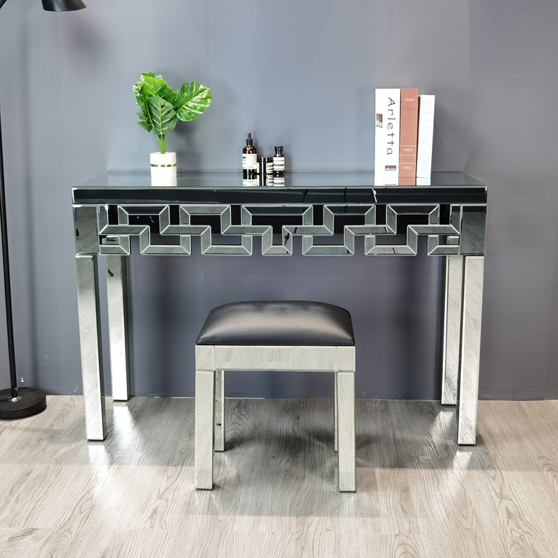 mesa de cômoda de estilo retrô espelhado