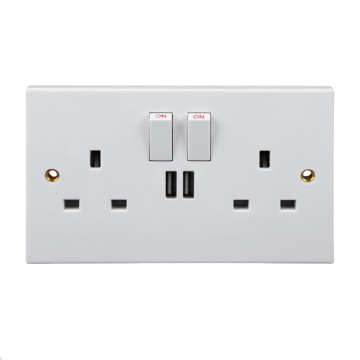 2 Gang 13A Switched Socket med USB