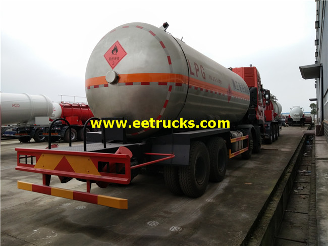 Propane Delivery Tank Truck