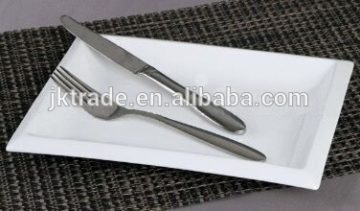 white porcelain dinner plate