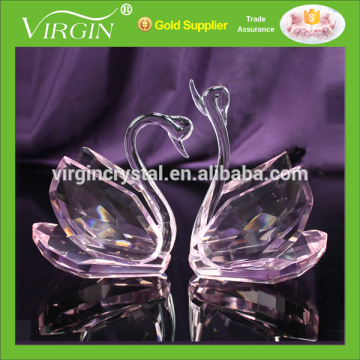 Wholesale beautiful crystal glass swan for wedding favor decoration, wedding gift