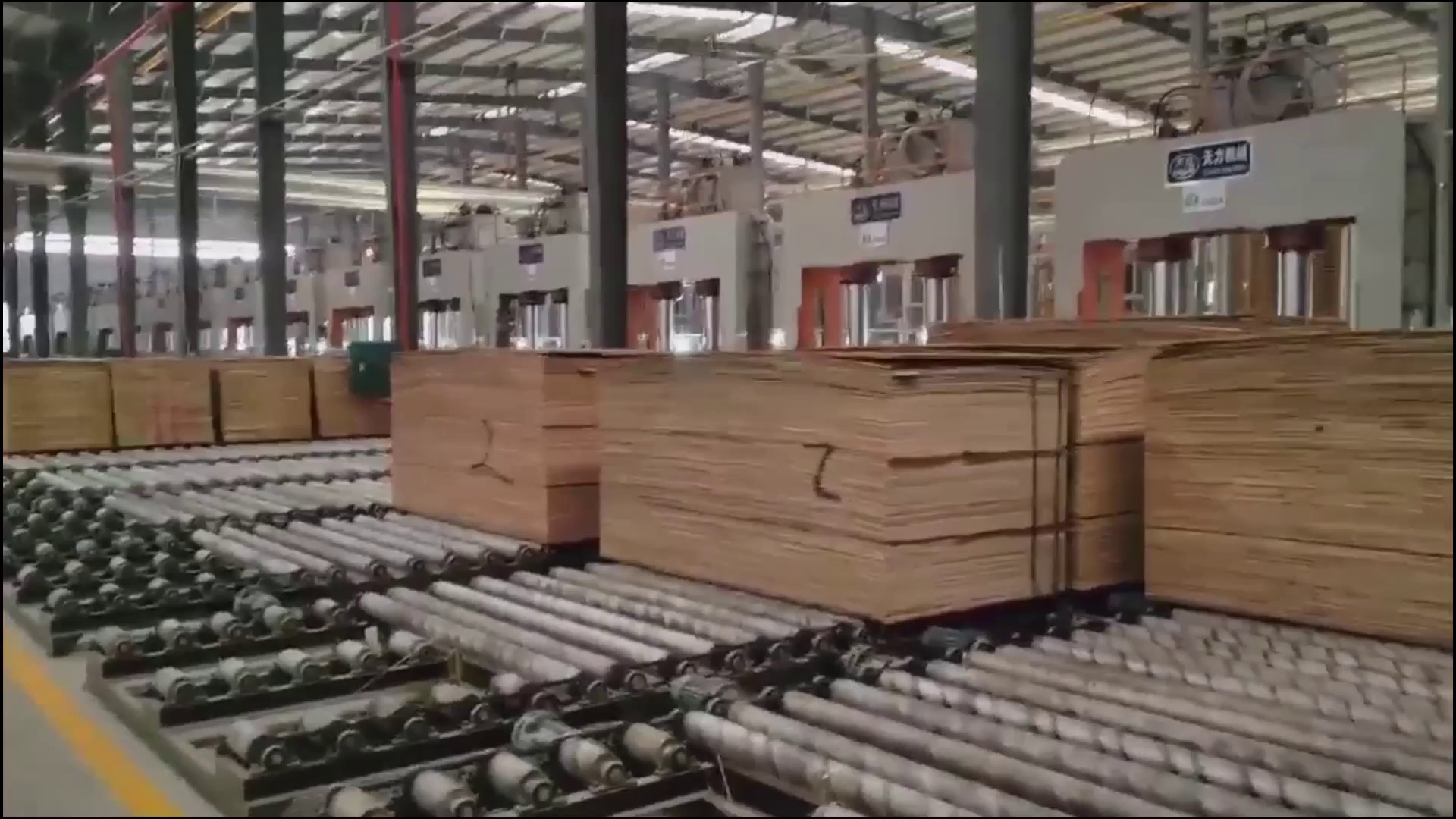 5mm-22mm Melamine Faced Eucalyptus Core Plywood for Home Decoration
