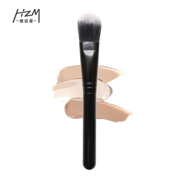 Single Black Wood Handle Synthetic Hair Makeup Brush